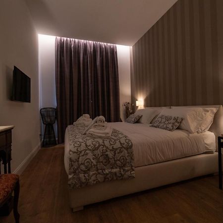 רומא Nuances The Colosseum Apartment מראה חיצוני תמונה