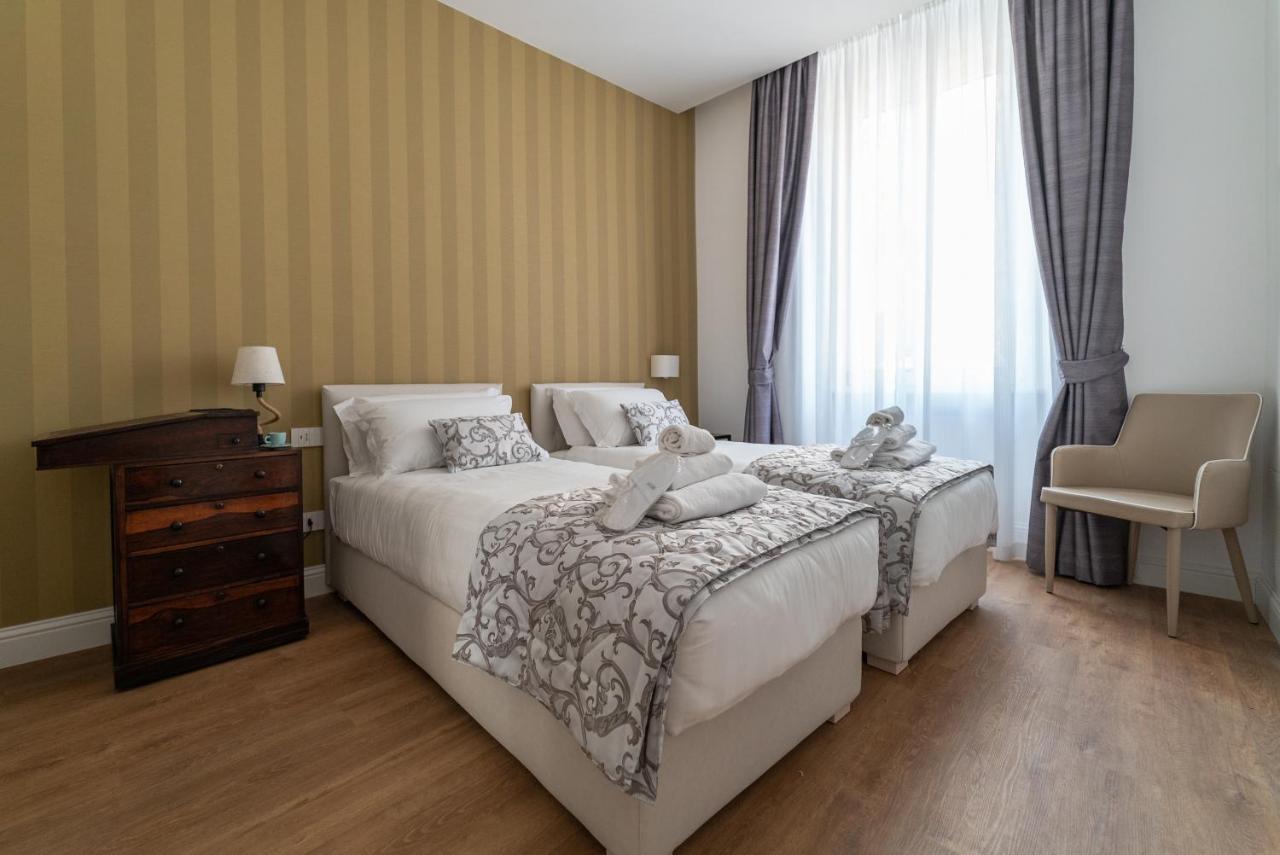 רומא Nuances The Colosseum Apartment מראה חיצוני תמונה