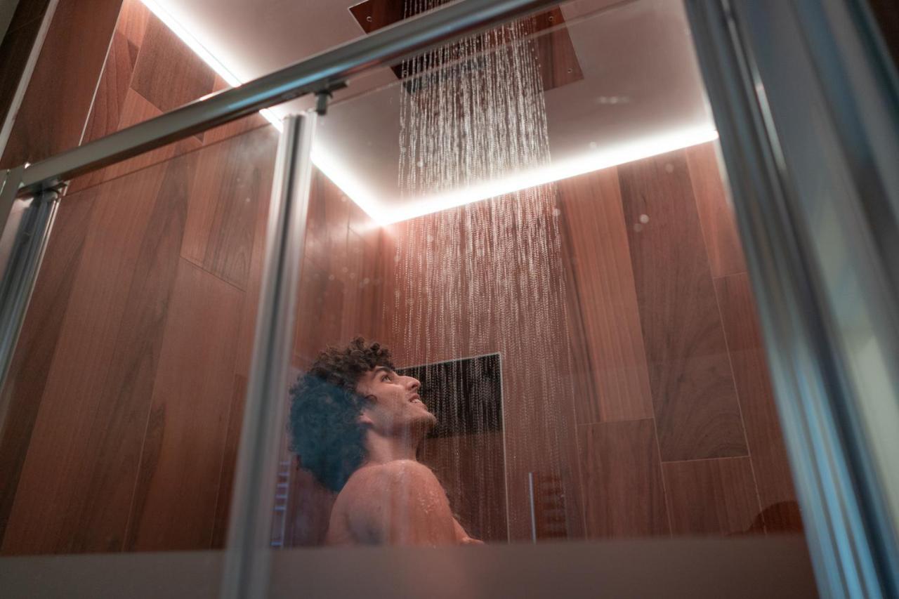 רומא Nuances The Colosseum Apartment מראה חיצוני תמונה