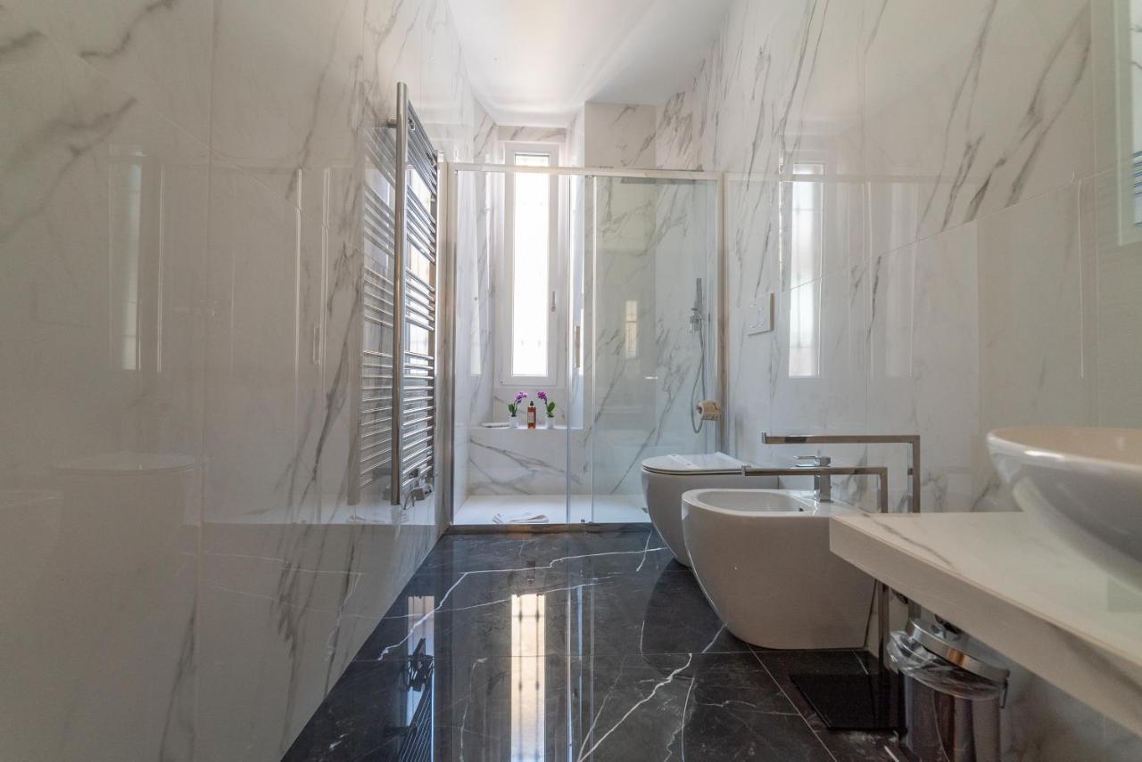 רומא Nuances The Colosseum Apartment מראה חיצוני תמונה
